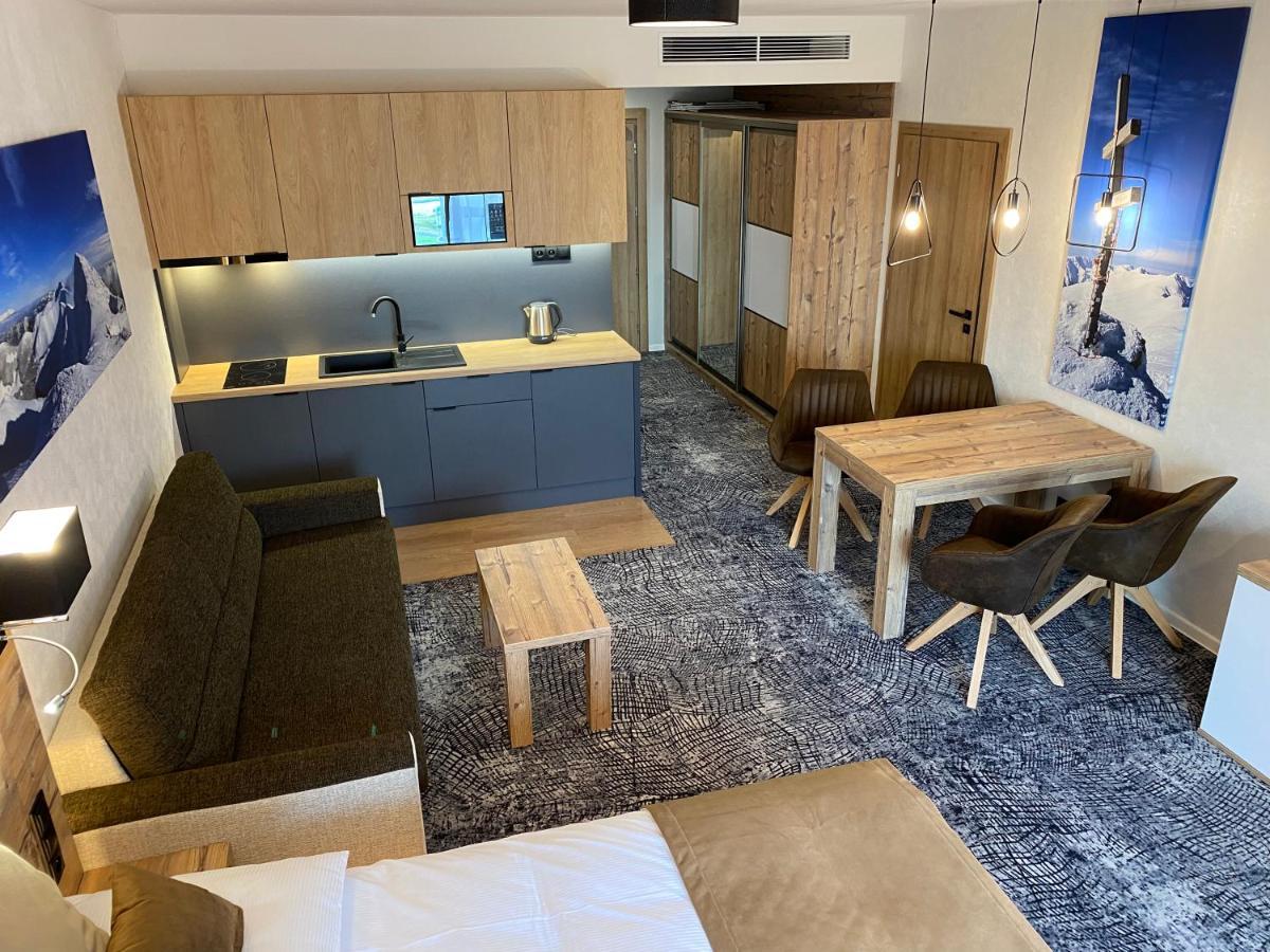 Luxusne Studia V Hoteli Akvamarin Bešeňová Εξωτερικό φωτογραφία